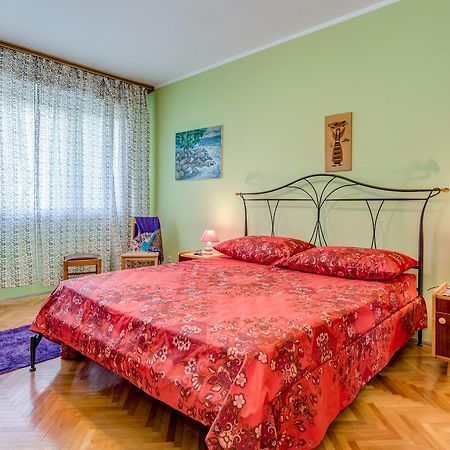 A Quiet Apartment With Balcony In سبليت المظهر الخارجي الصورة