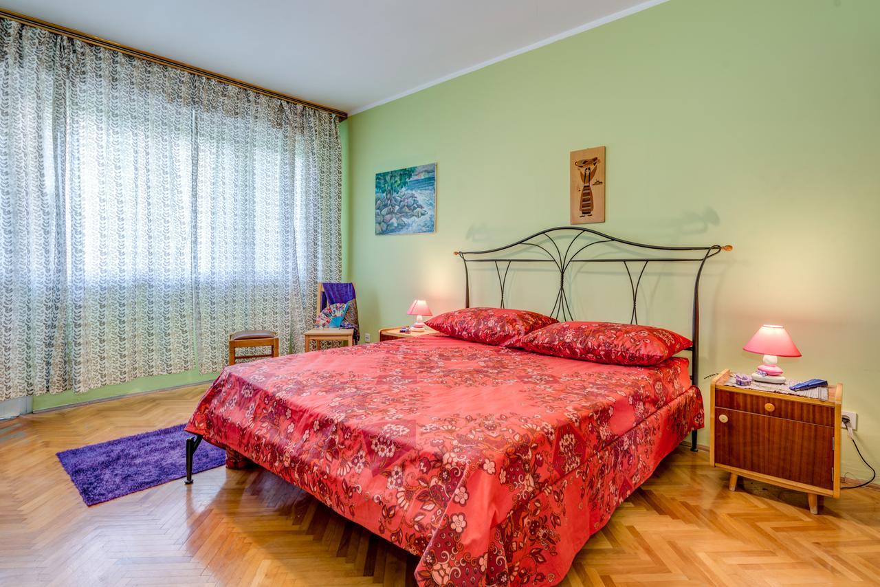A Quiet Apartment With Balcony In سبليت المظهر الخارجي الصورة